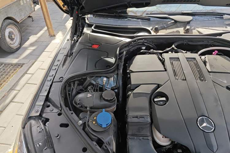 Used Mercedes-Benz S-Class 2019 S 450 L 4MATIC Engine Bay Right