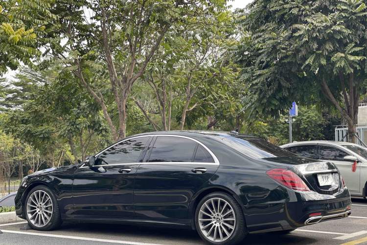 Used Mercedes-Benz S-Class 2019 S 450 L 4MATIC Exterior 4