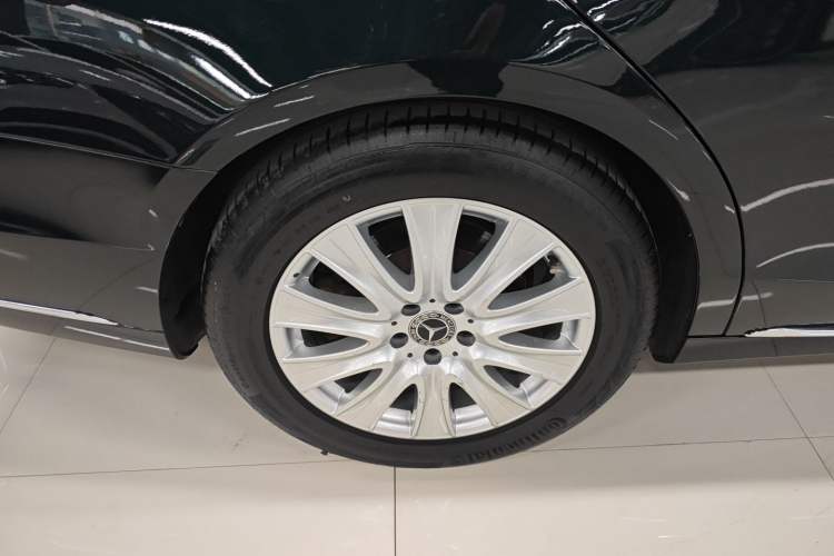 Used Mercedes-Benz S-Class 2019 S 320 L Exterior 5