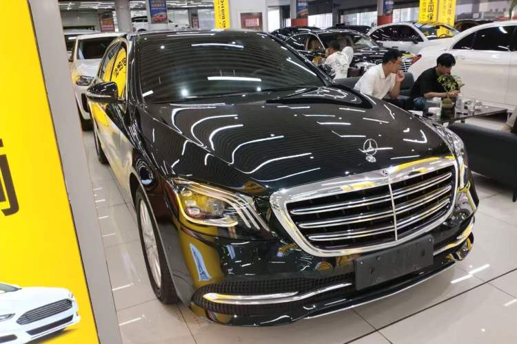 Used Mercedes-Benz S-Class 2019 S 320 L Front Right 45 Deg