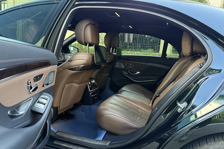 Used Mercedes-Benz S-Class 2019 S 350 L Luxury Edition Prestige Edition Interior 3