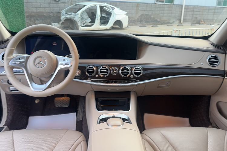 Used Mercedes-Benz S-Class 2019 S 320 L Prestige Edition Interior 6