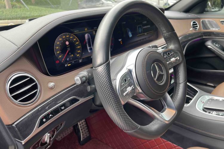 Used Mercedes-Benz S-Class 2019 S 450 L 4MATIC Interior 9