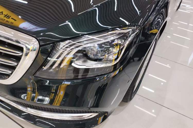 Used Mercedes-Benz S-Class 2019 S 320 L Left Front Headlight