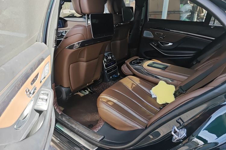 Used Mercedes-Benz S-Class 2019 S 450 L 4MATIC Left Rear Seat
