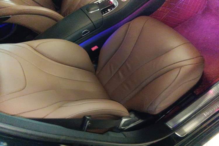 Used Mercedes-Benz S-Class 2019 S 450 L 4MATIC Right Front Seat