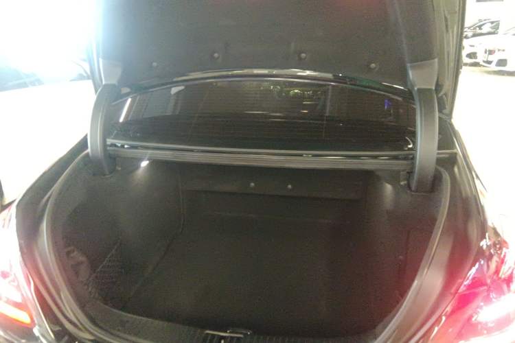 Used Mercedes-Benz S-Class 2019 S 450 L 4MATIC Trunk