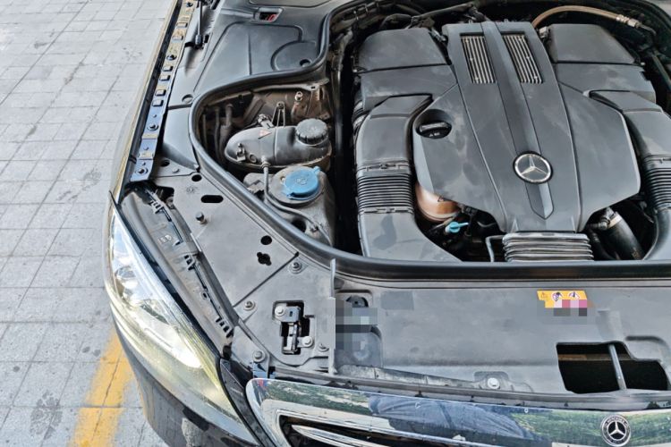 Used Mercedes-Benz S-Class 2019 S 350 L Luxury Edition Prestige Edition Engine Bay Right