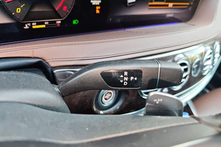 Used Mercedes-Benz S-Class 2019 S 350 L Luxury Edition Prestige Edition Gear Lever