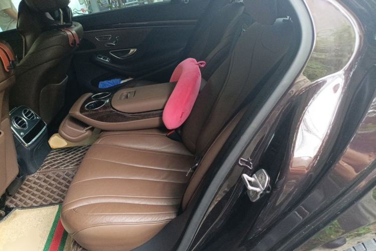 Used Mercedes-Benz S-Class 2019 S 320 L Prestige Edition Left Rear Seat