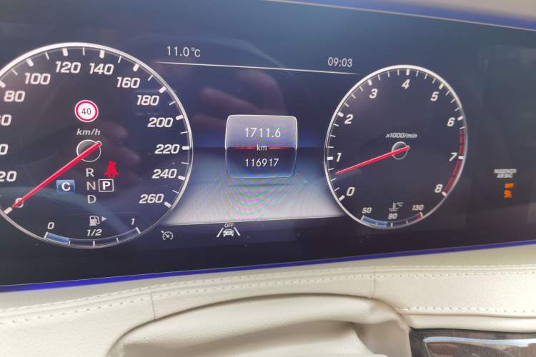 Used Mercedes-Benz S-Class 2019 S 350 L Prestige Model Ultimate Collection Odometer Close Up