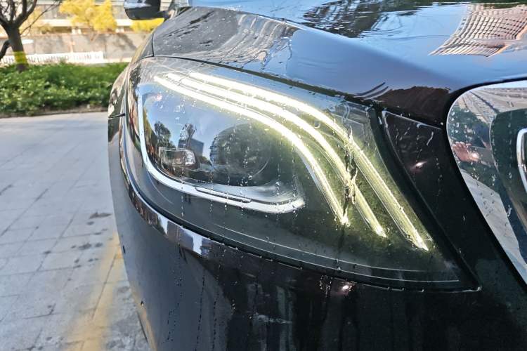 Used Mercedes-Benz S-Class 2019 S 350 L Luxury Edition Prestige Edition Right Front Headlight