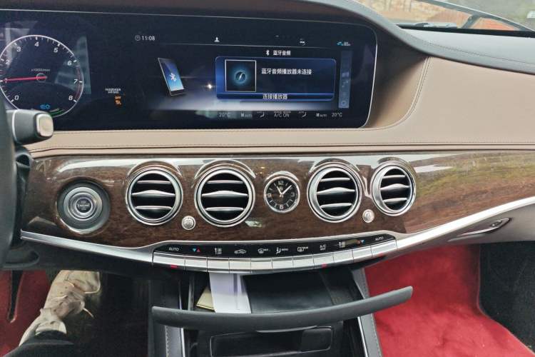 Used Mercedes-Benz S-Class 2019 S 320 L Prestige Edition Audio And AC Panel
