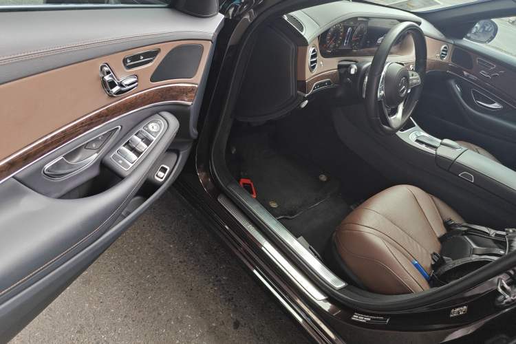 Used Mercedes-Benz S-Class 2019 S 320 L Driver Seat