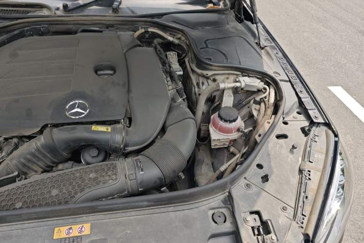 Used Mercedes-Benz S-Class 2019 S 320 L Prestige Edition Engine Bay Left