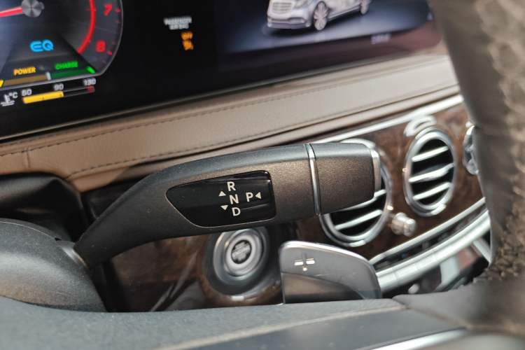 Used Mercedes-Benz S-Class 2019 S 320 L Gear Lever