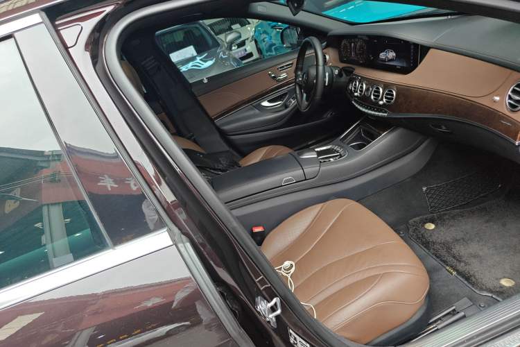 Used Mercedes-Benz S-Class 2019 S 320 L Right Front Seat