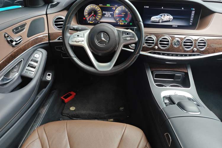 Used Mercedes-Benz S-Class 2019 S 320 L Steering Wheel