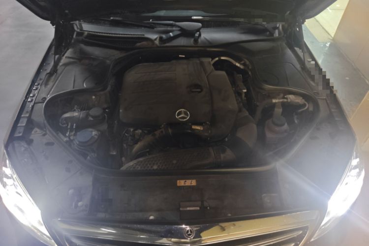 Used Mercedes-Benz S-Class 2019 S 320 L Engine Bay