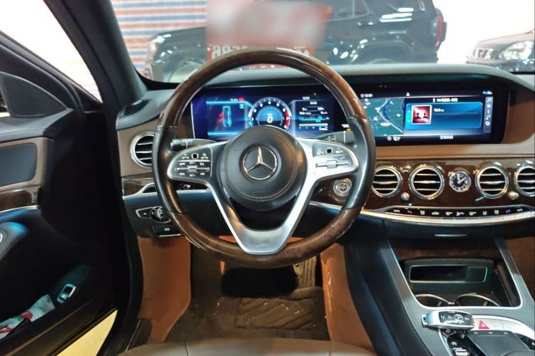 Used Mercedes-Benz S-Class 2019 S 350 L Executive Edition Interior 2