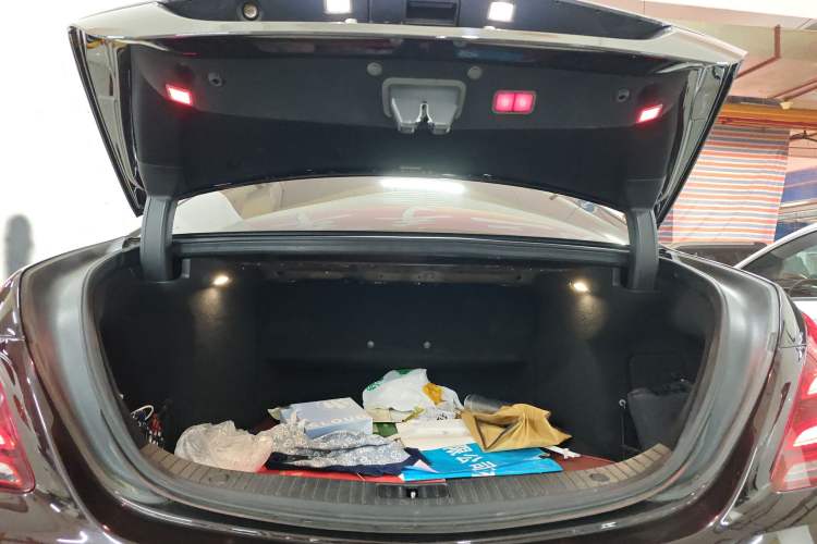 Used Mercedes-Benz S-Class 2019 S 350 L Executive Edition Trunk