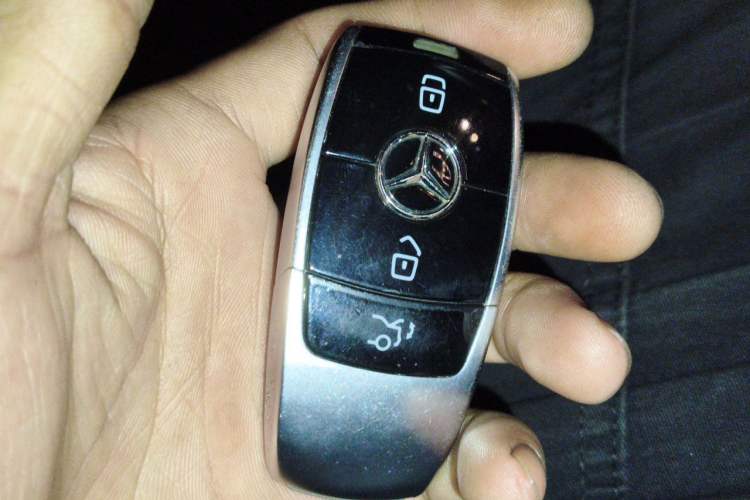 Used Mercedes-Benz S-Class 2019 S 320 L Vehicle Key