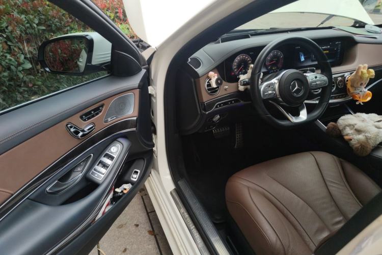 Used Mercedes-Benz S-Class 2019 S 450 L 4MATIC Exclusive Edition Driver Seat