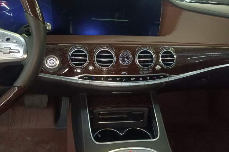 Used Mercedes-Benz S-Class 2020 S 350 L Business Class Ultimate Edition Audio And AC Panel
