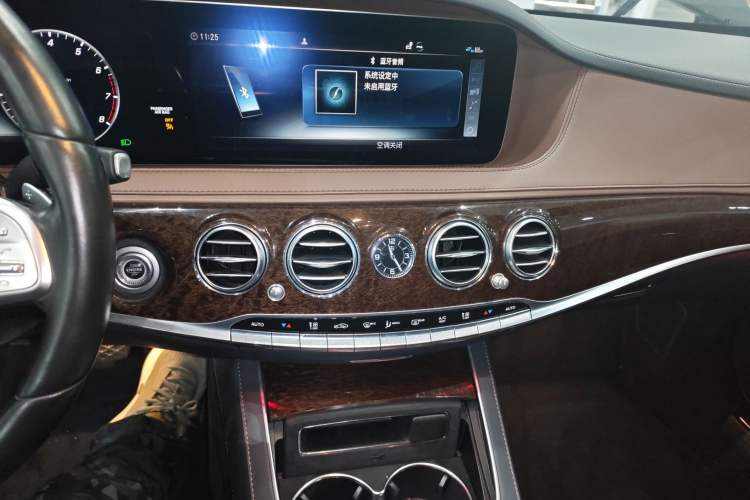 Used Mercedes-Benz S-Class 2020 S 350 L Business Class Ultimate Edition Audio And AC Panel