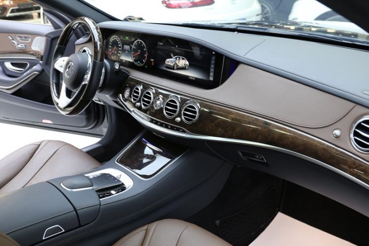 Used Mercedes-Benz S-Class 2020 S 350 L Exclusive Edition Prestige Collection Audio And AC Panel