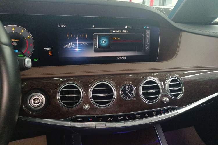 Used Mercedes-Benz S-Class 2020 S 350 L Business Class Ultimate Edition Audio And AC Panel