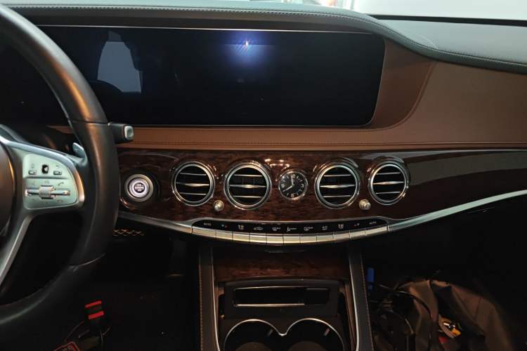 Used Mercedes-Benz S-Class 2020 S 350 L Business Class Ultimate Edition Audio And AC Panel