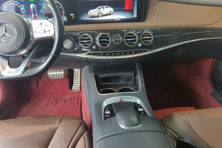 Used Mercedes-Benz S-Class 2020 S 450 L 4MATIC Exclusive Edition Audio And AC Panel