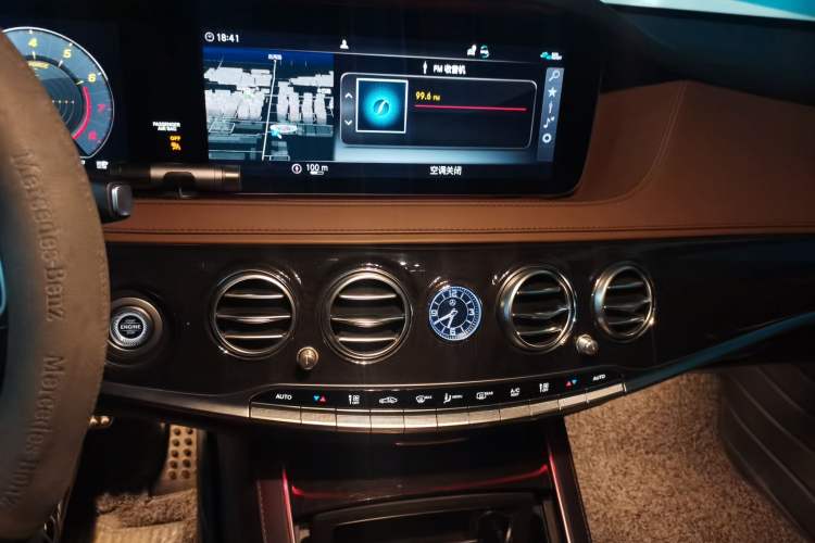 Used Mercedes-Benz S-Class 2020 S 450 L 4MATIC Exclusive Edition Audio And AC Panel
