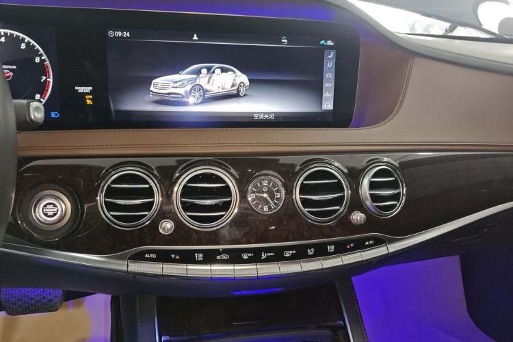 Used Mercedes-Benz S-Class 2020 S 350 L Exclusive Edition Prestige Collection Audio And AC Panel