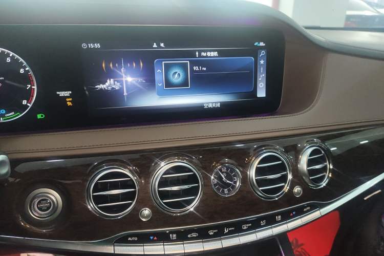 Used Mercedes-Benz S-Class 2020 S 350 L Business Class Ultimate Edition Audio And AC Panel