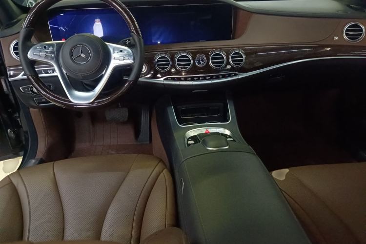 Used Mercedes-Benz S-Class 2020 S 350 L Business Class Ultimate Edition Center Console