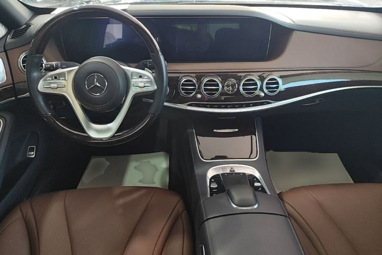 Used Mercedes-Benz S-Class 2020 S 350 L Business Class Ultimate Edition Center Console