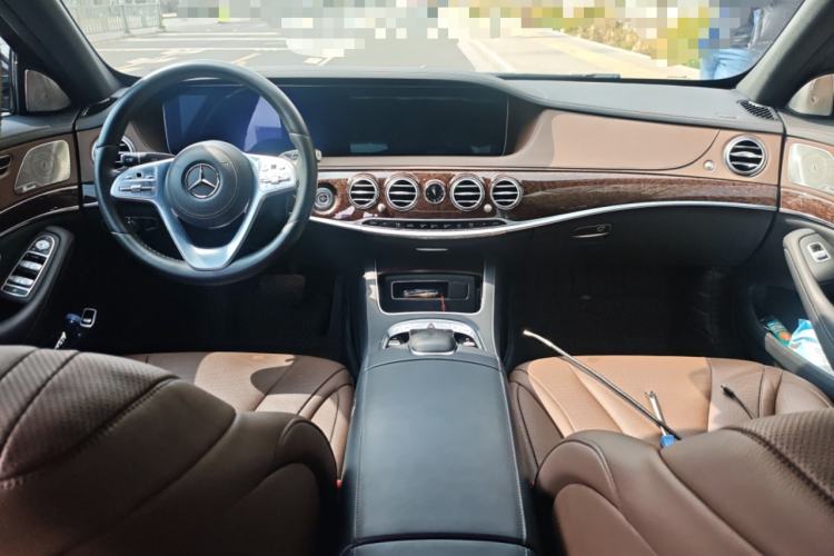 Used Mercedes-Benz S-Class 2020 S 350 L Business Class Ultimate Edition Center Console