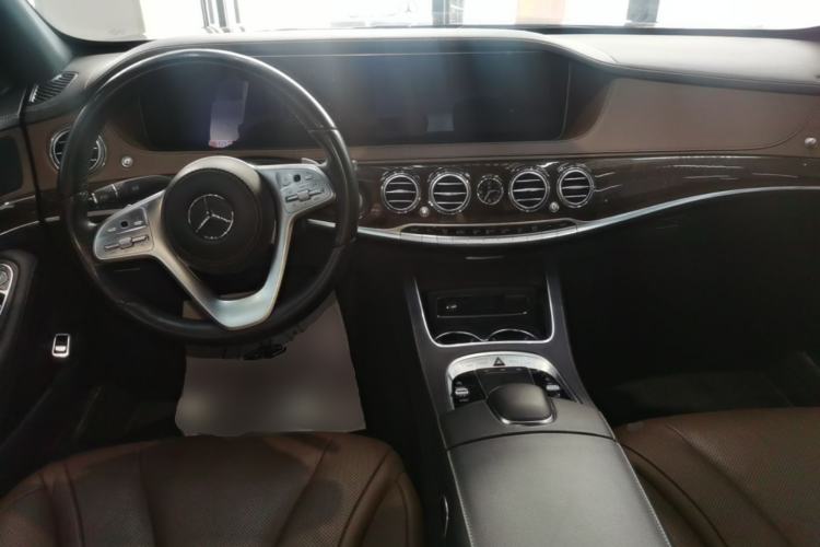 Used Mercedes-Benz S-Class 2020 S 350 L Business Class Ultimate Edition Center Console