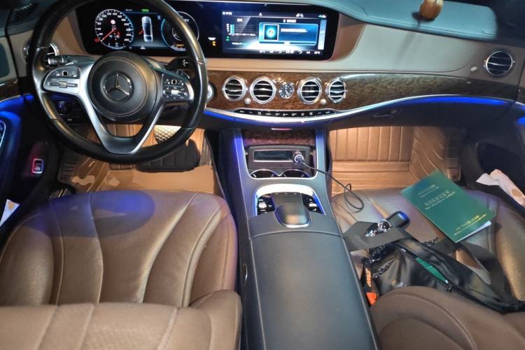 Used Mercedes-Benz S-Class 2020 S 350 L Business Class Ultimate Edition Center Console
