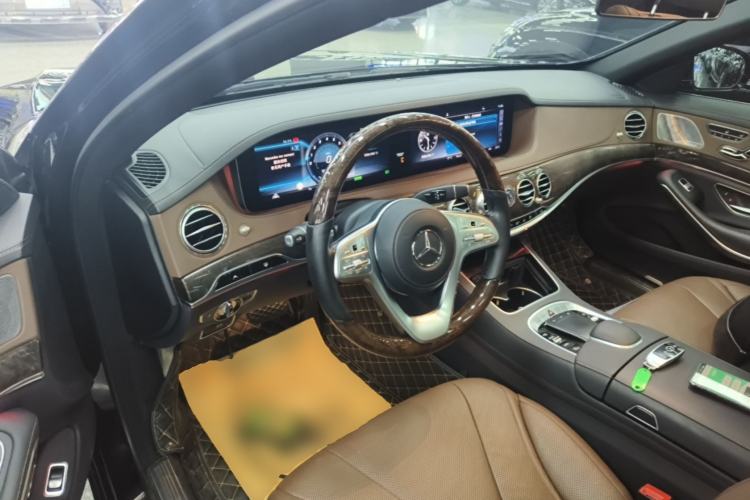 Used Mercedes-Benz S-Class 2020 S 350 L Exclusive Edition Prestige Collection Center Console