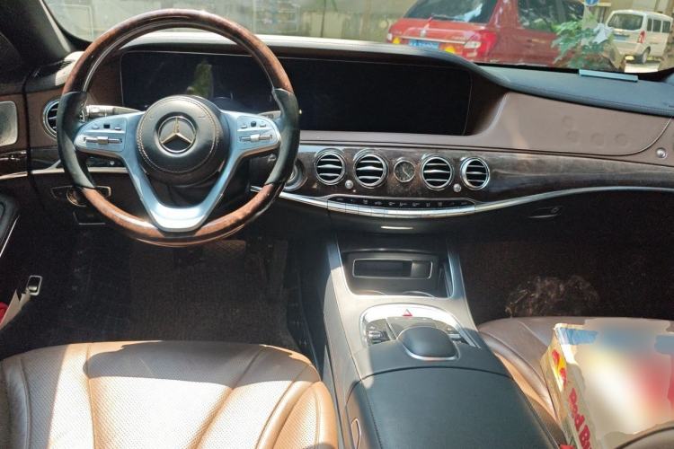 Used Mercedes-Benz S-Class 2020 S 350 L Exclusive Edition Prestige Collection Center Console