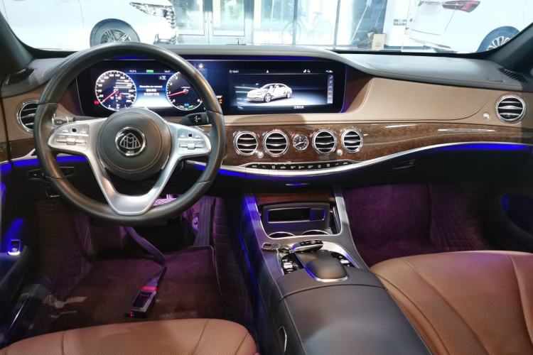 Used Mercedes-Benz S-Class 2020 S 350 L Business Class Ultimate Edition Center Console