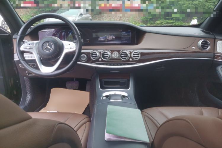 Used Mercedes-Benz S-Class 2020 S 350 L Business Class Ultimate Edition Center Console