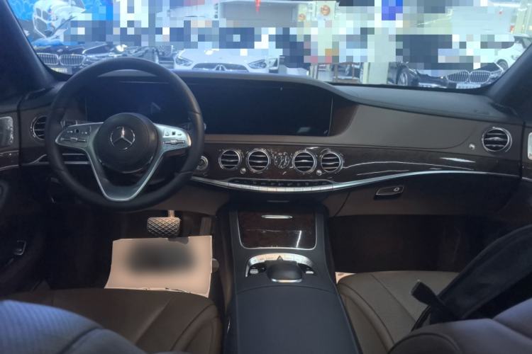 Used Mercedes-Benz S-Class 2020 S 350 L Business Class Ultimate Edition Center Console