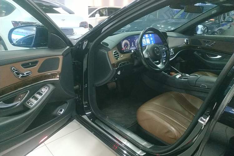 Used Mercedes-Benz S-Class 2020 S 350 L Business Class Ultimate Edition Driver Seat
