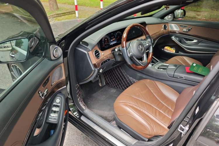 Used Mercedes-Benz S-Class 2020 S 350 L Exclusive Edition Prestige Collection Driver Seat