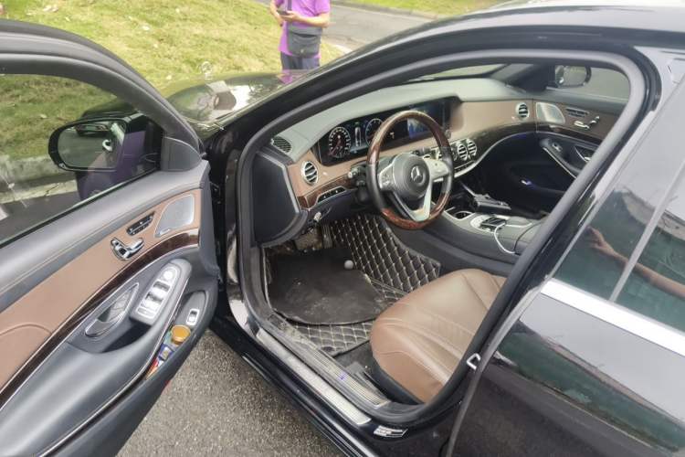 Used Mercedes-Benz S-Class 2020 S 350 L Exclusive Edition Prestige Collection Driver Seat