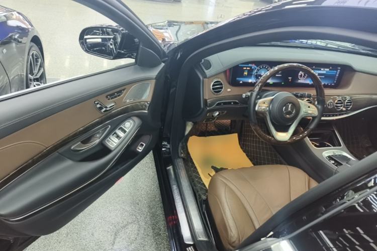 Used Mercedes-Benz S-Class 2020 S 350 L Exclusive Edition Prestige Collection Driver Seat